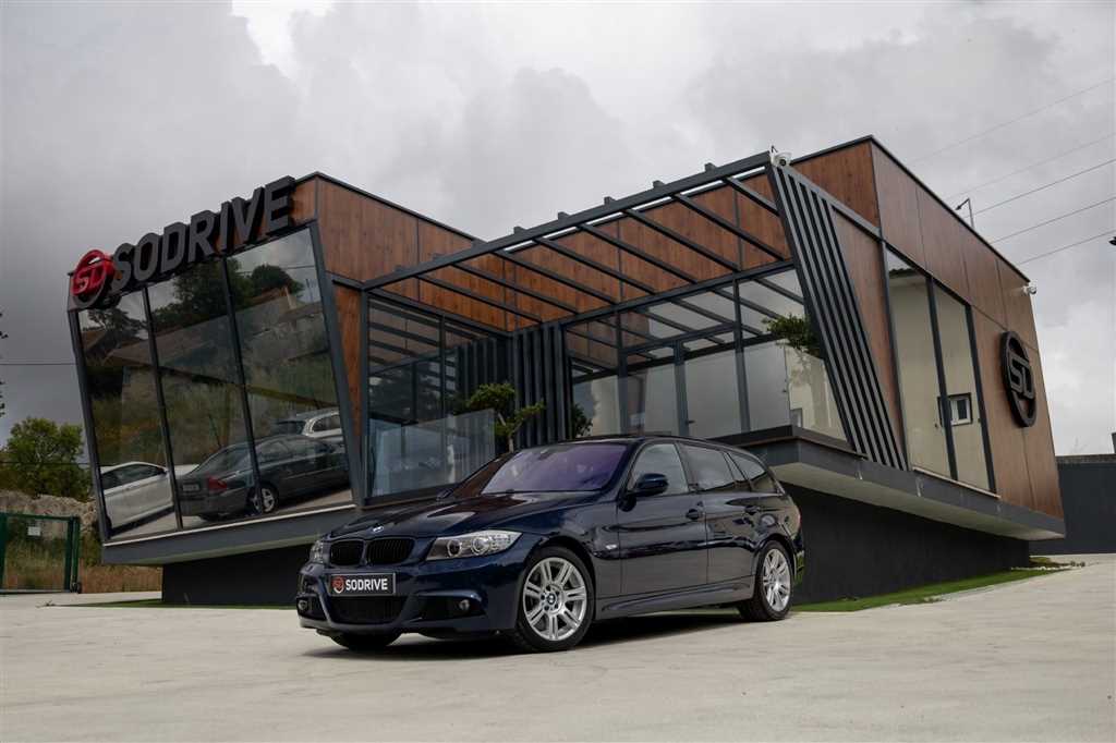 BMW Série 3 330 d Touring Navigation (245cv) (5p)