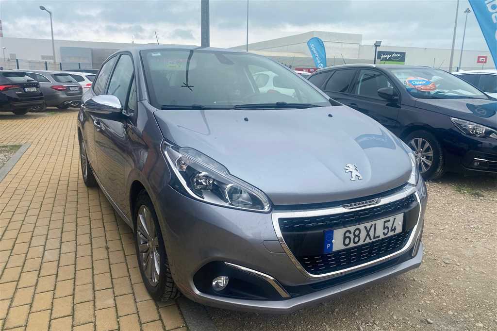 Peugeot 208 208 1.2 PureTech Signature