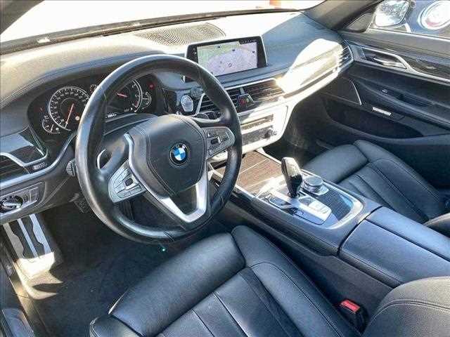 BMW Série 7 730 d pack m
