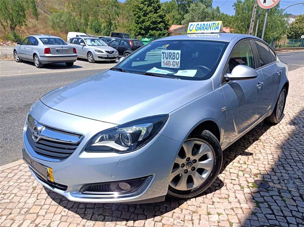 Opel Insignia 1.4 T Executive S/S (140cv) (4p)