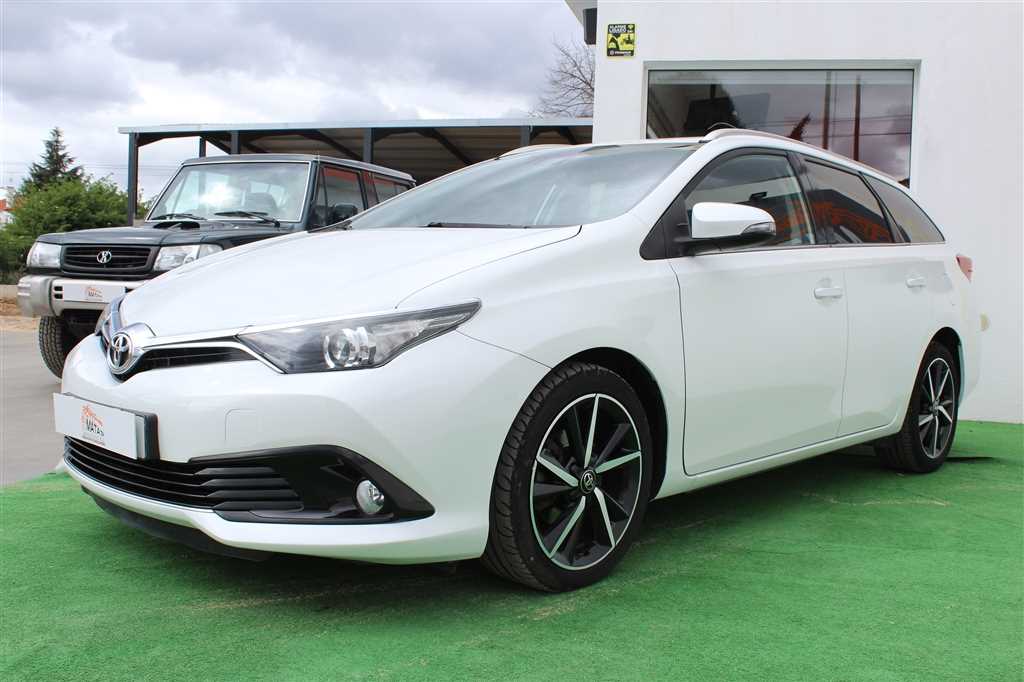 Toyota (Model.Model?.Description)