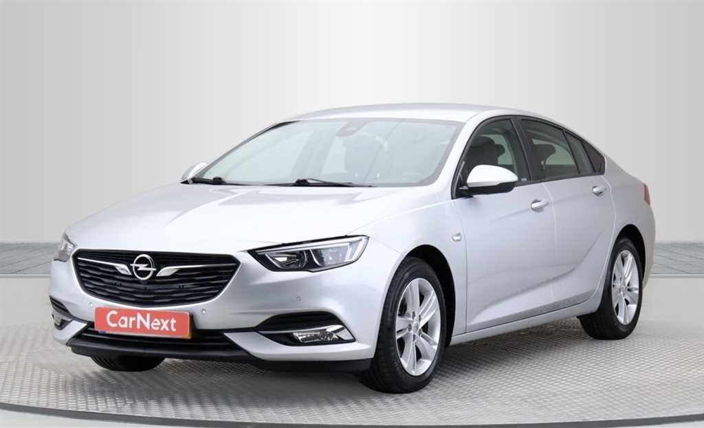 Opel Insignia 1.6 CDTi Selective 136cv
