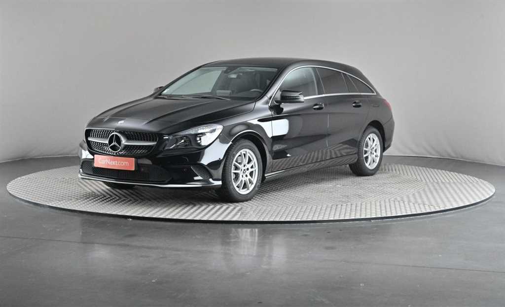 Mercedes-Benz Classe CLA Shooting Brake 200 d Auto 136cv