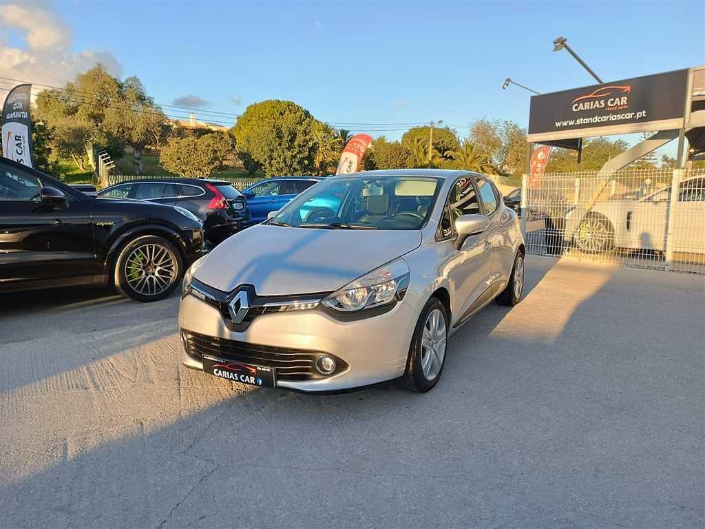 Renault (Model.Model?.Description)