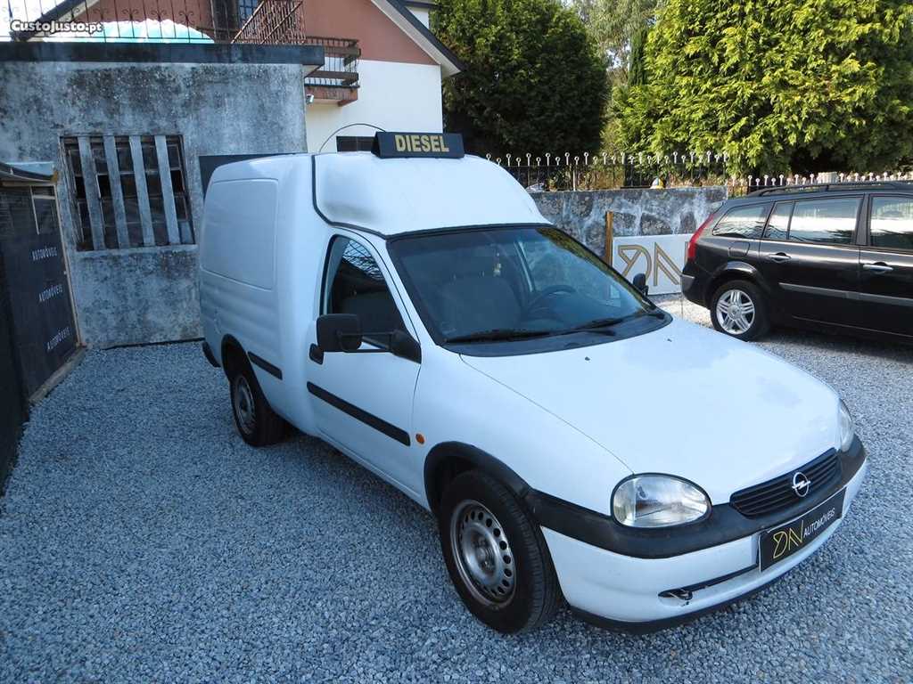 Opel Combo 1.7 D (60cv) (4p)