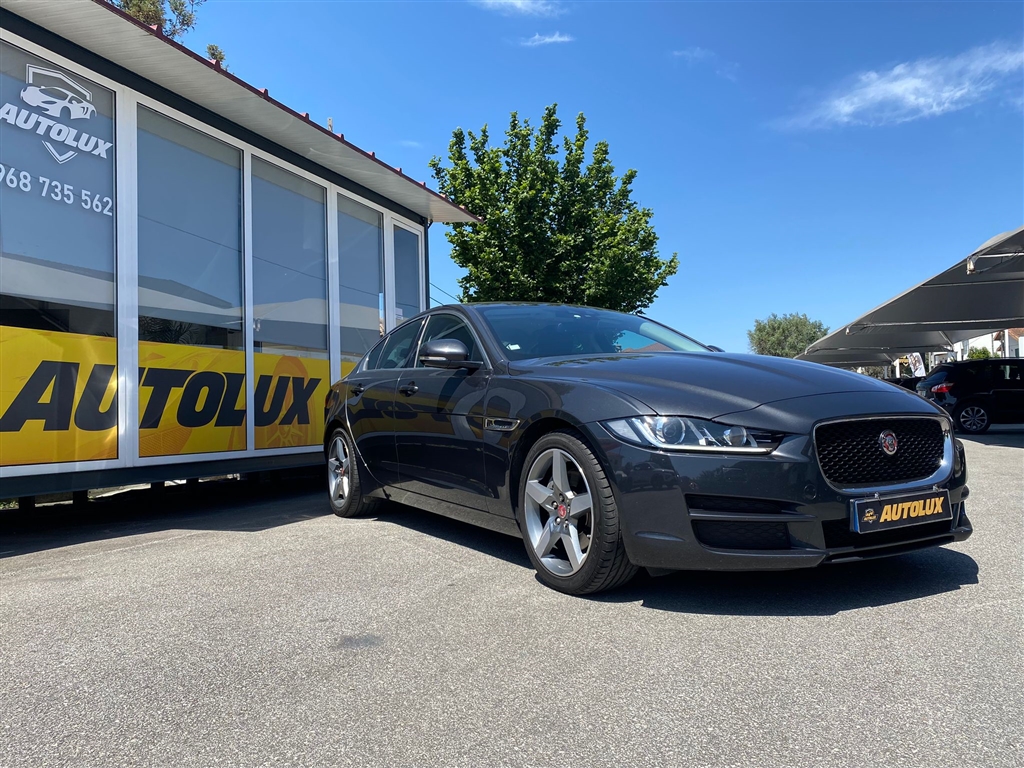 Jaguar XE 2.0 D PORTFOLIO 163 CV