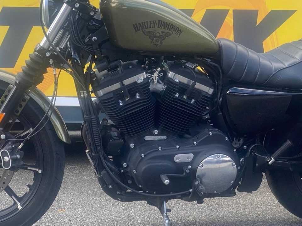 Harley Davidson IRON 883