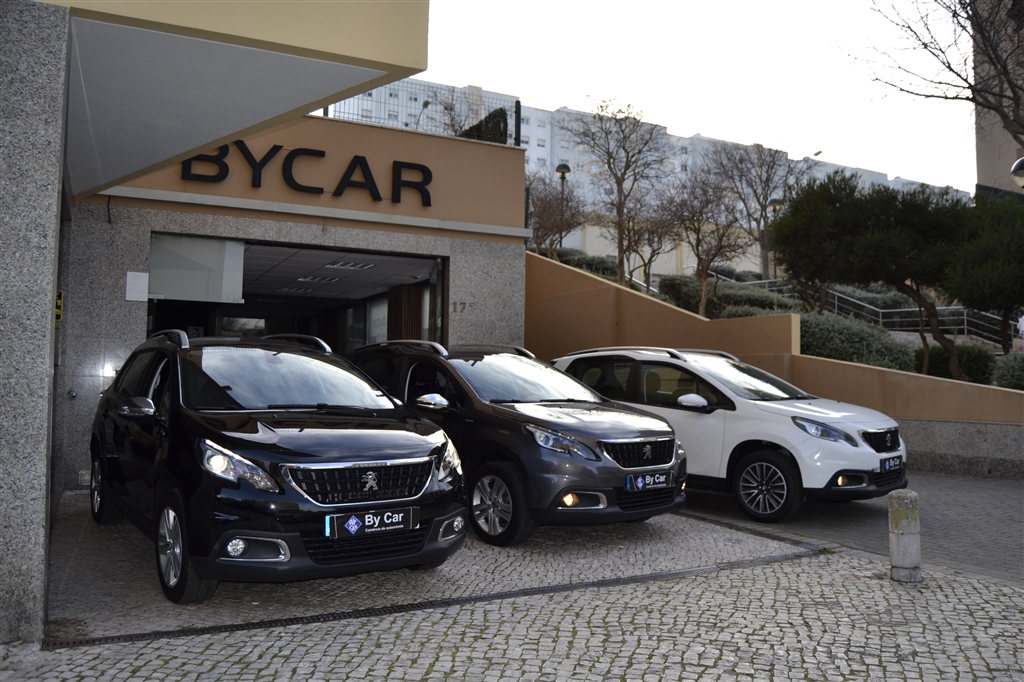 Peugeot 2008 1.2 PureTech Style (83cv) (5p)
