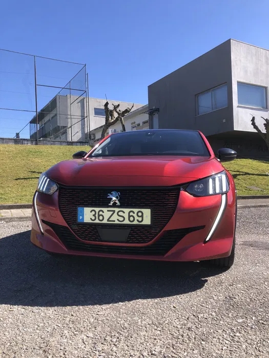 Peugeot E-208 GT (136cv) (5p)