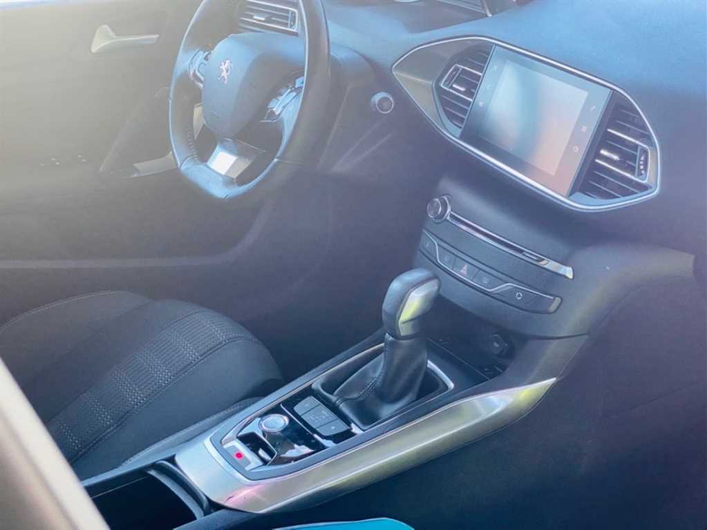Peugeot 308 1.6 BlueHDi Allure J18 (100cv) (5p)