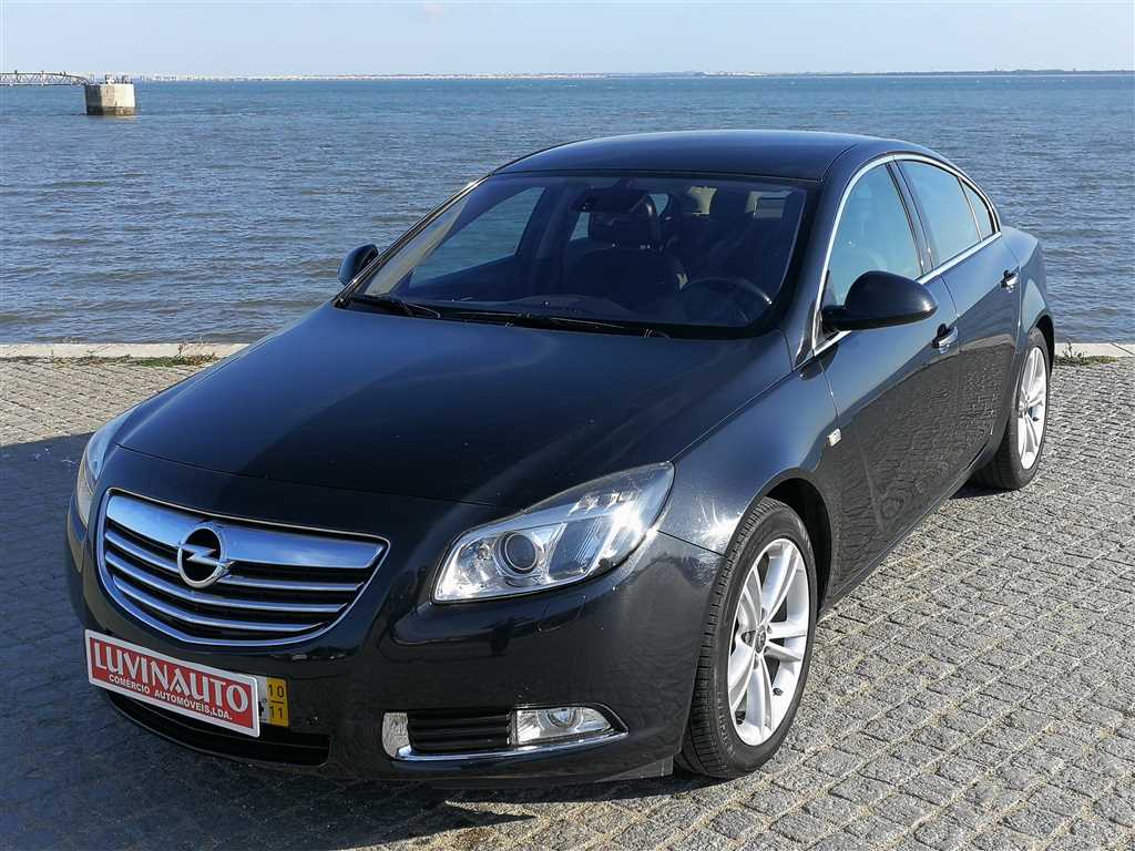 Opel Insignia 2.0 CDTi Cosmo (160cv) (4p)