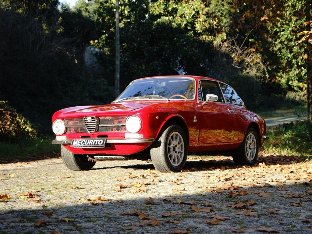 Alfa Romeo GT 1600 Júnior 