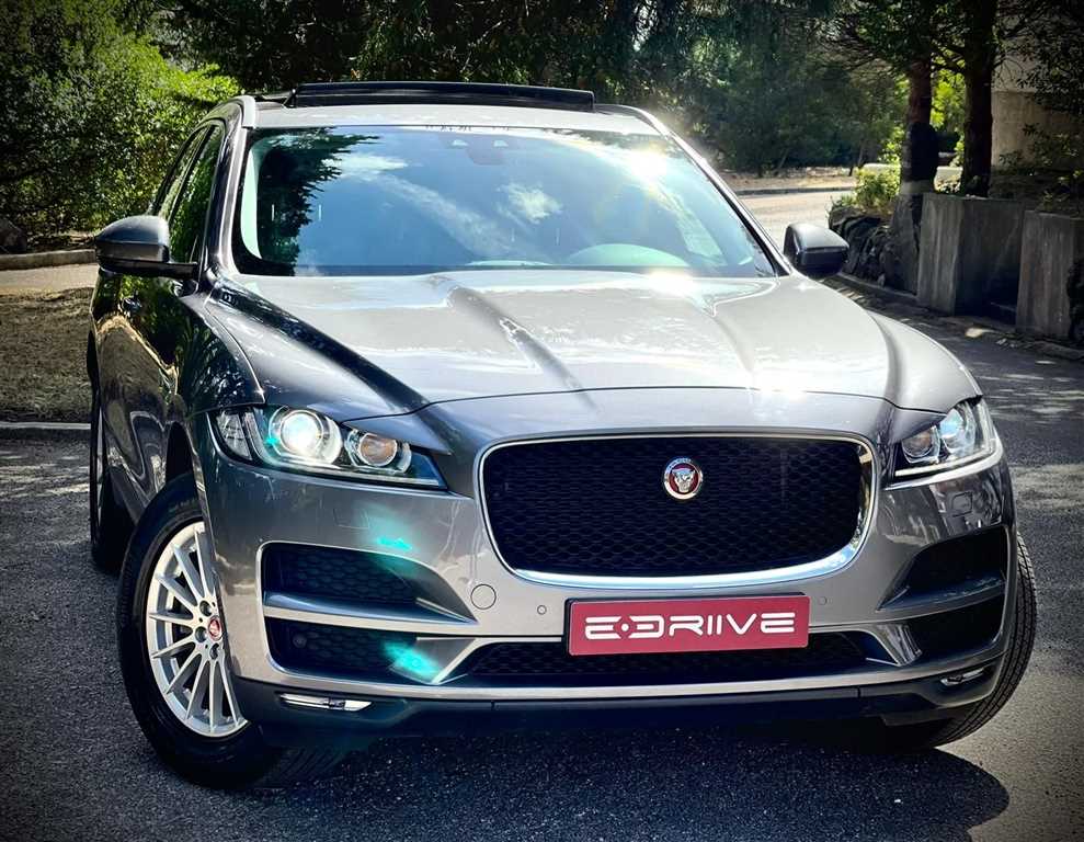 Jaguar F-Pace 2.0 i4D Prestige Aut. (180cv) (5p)