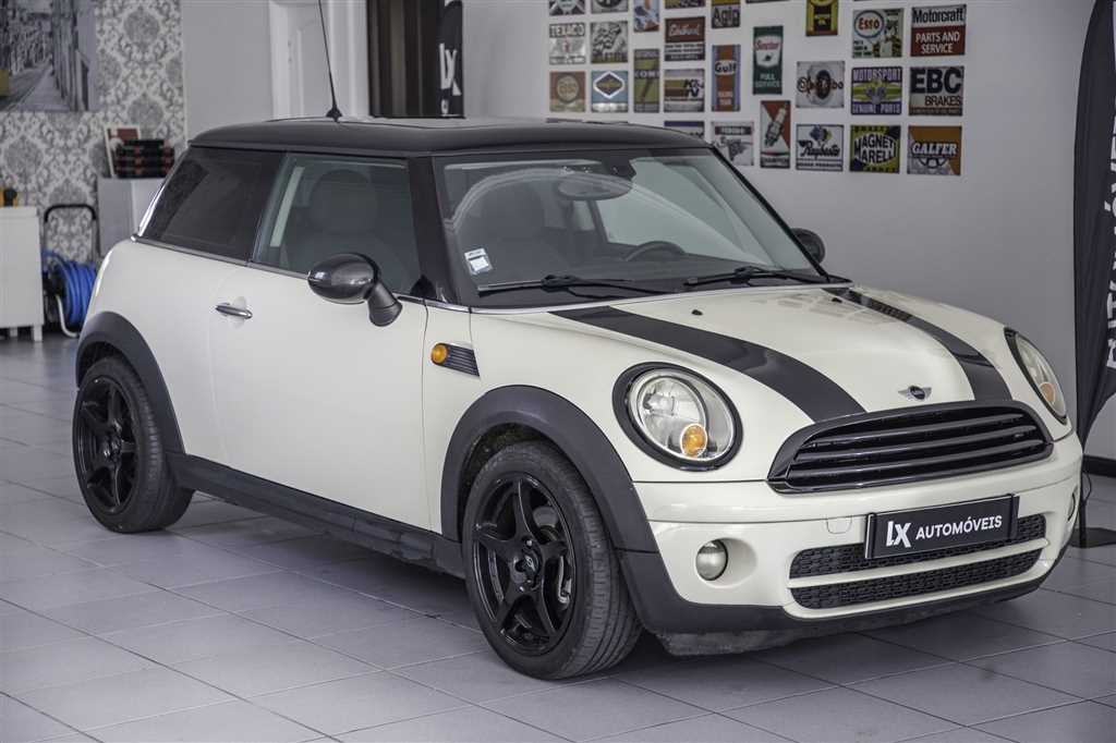 MINI Cooper D (112cv) (3p)
