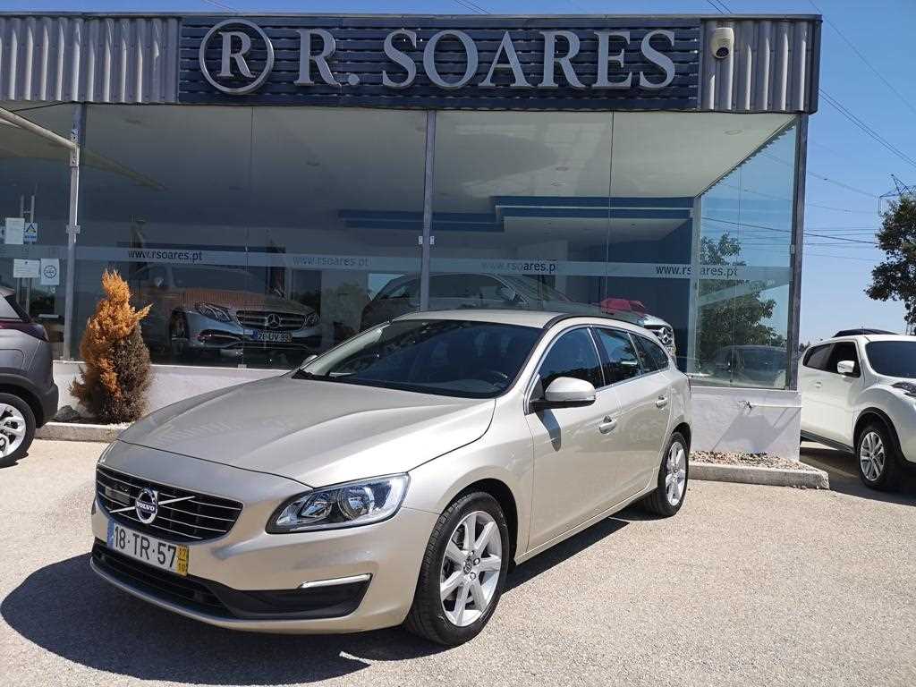 Volvo V60 2.0 D2 Momentum (120cv) (5p)