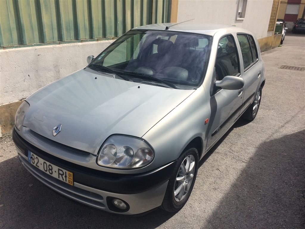 Renault Clio 1.9 dTi RXE (80cv) (5p)