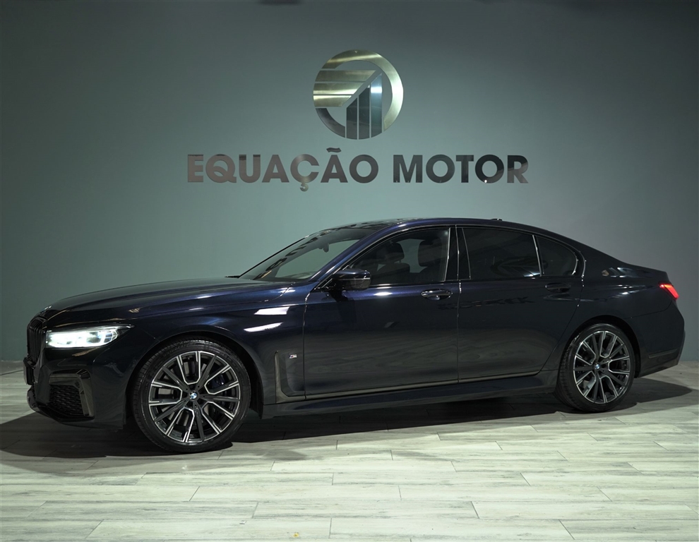 BMW Série 7  d xDrive Pack M Auto