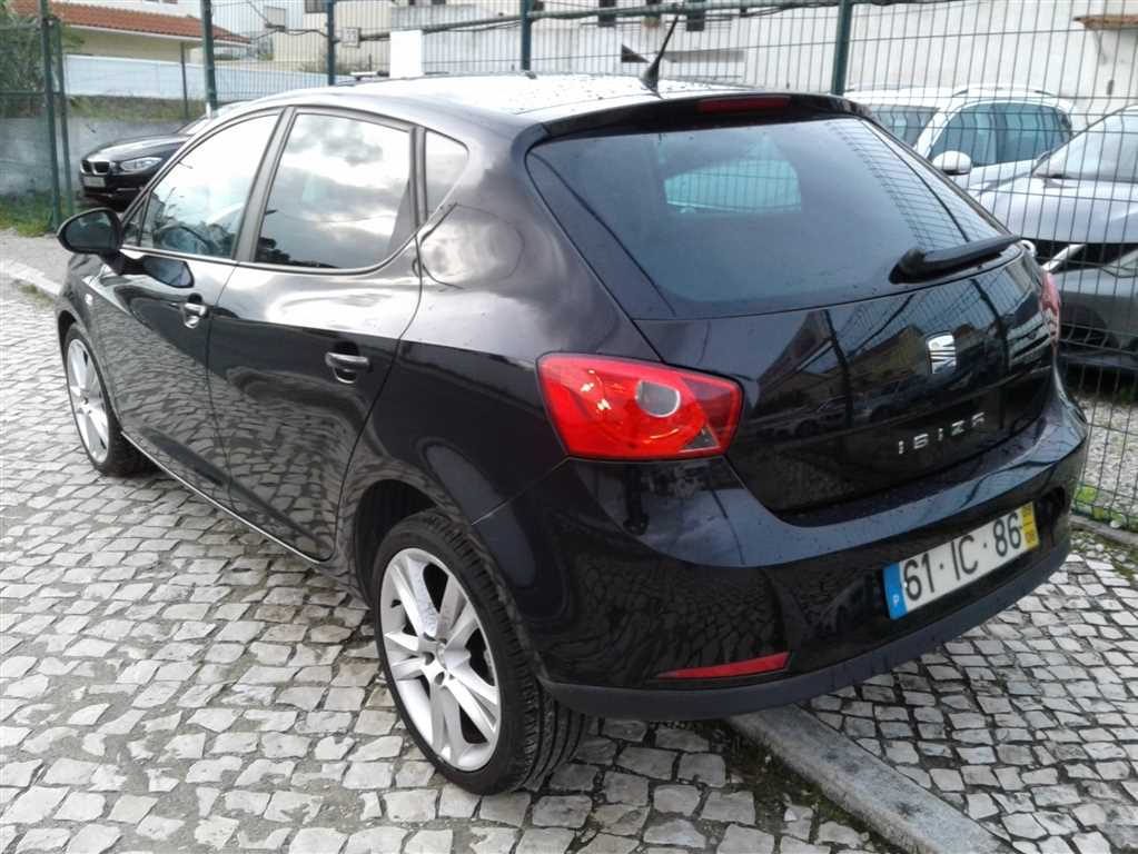 Seat (Model.Model?.Description)