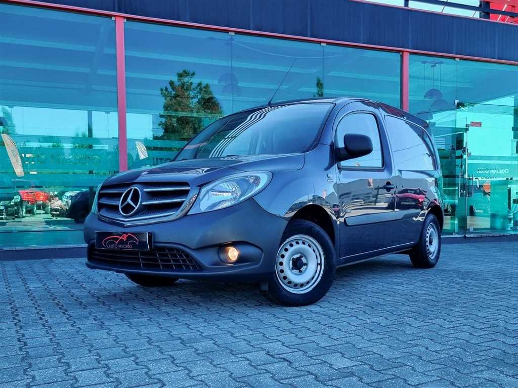 Mercedes-Benz Citan 109 CDi/23 Compacto (90cv) (4p)