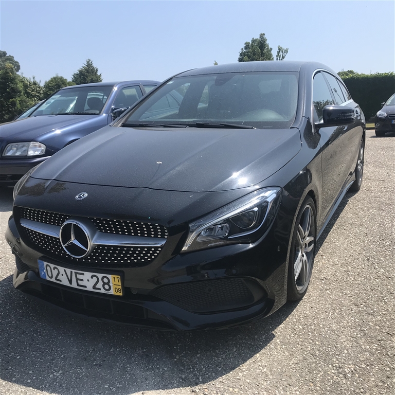 Mercedes-Benz Classe CLA 200 CDi AMG Line Aut. (136cv) (5p)