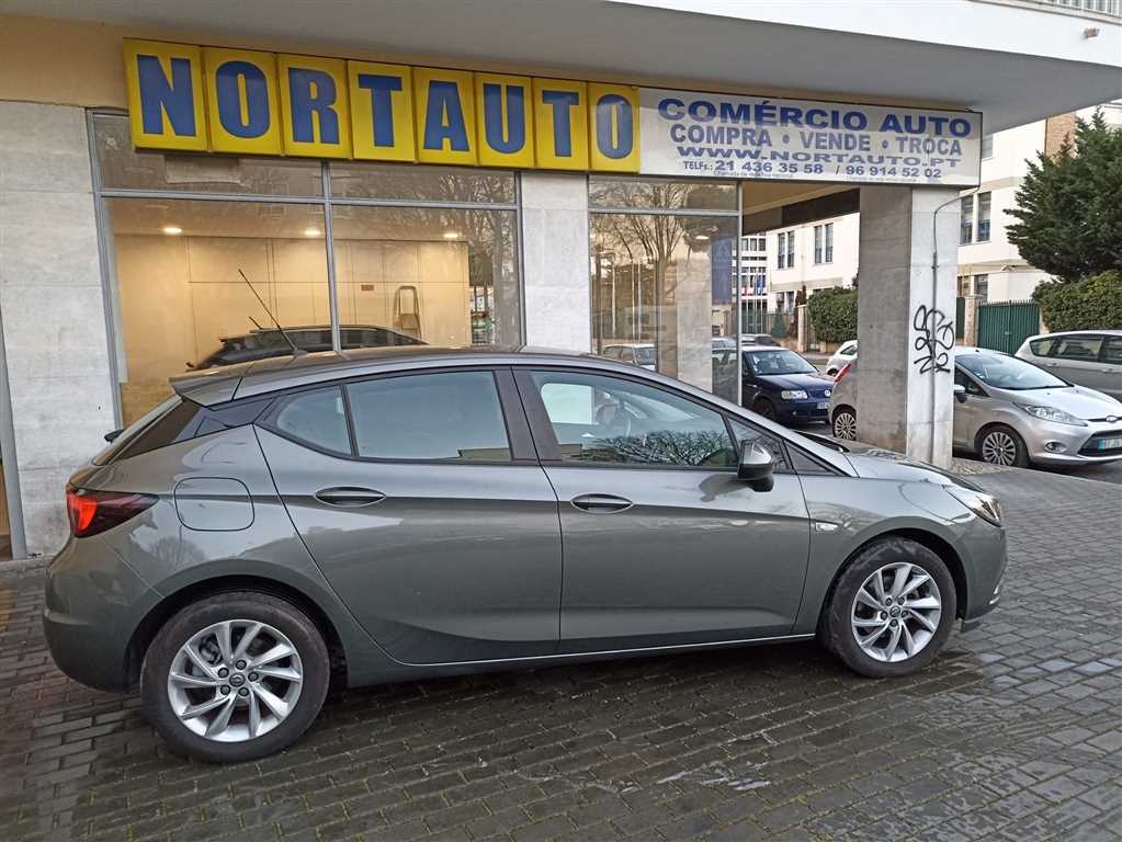 Opel Astra 1.0 Edition S/S (105cv) (5p)