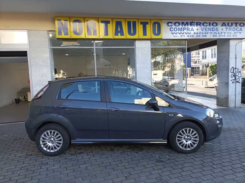 Fiat Punto 1.2 Easy S&S (69cv) (5p)