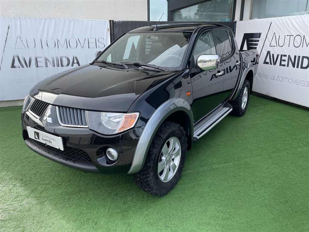 Mitsubishi  2.5DID INSTYLE