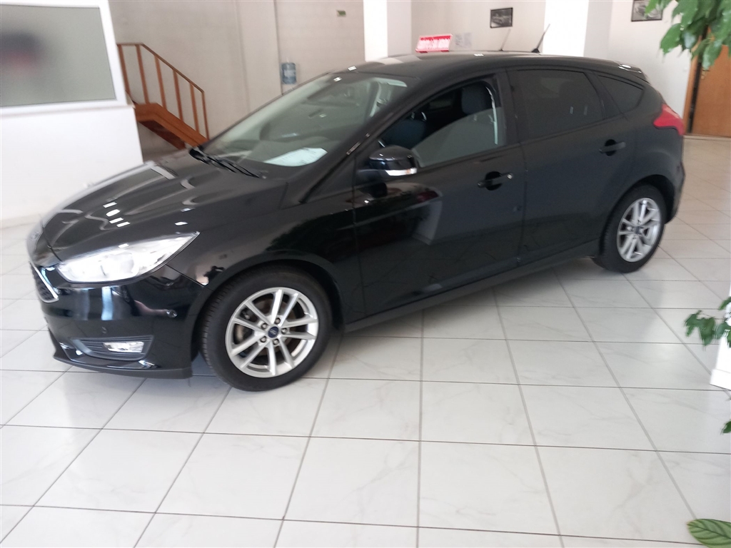 Ford Focus Trend + 1.5 Dci