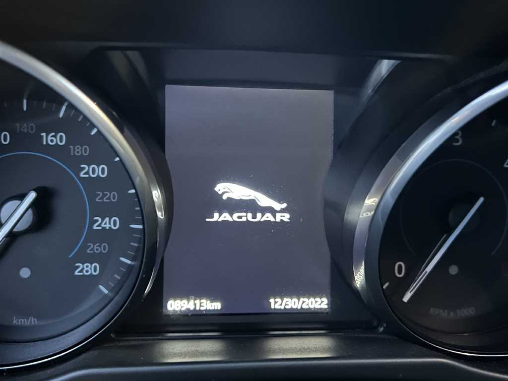 Jaguar XF 2.0 D R-Sport Aut. (180cv) (4p)