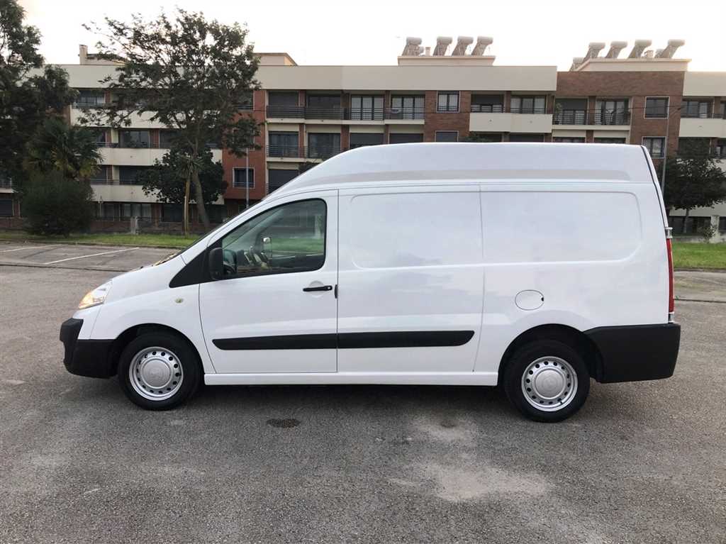 Peugeot Expert 2.0 HDi L2H1 (120cv) (5p) - 3 LUGARES - IVA DEDUTÍVEL