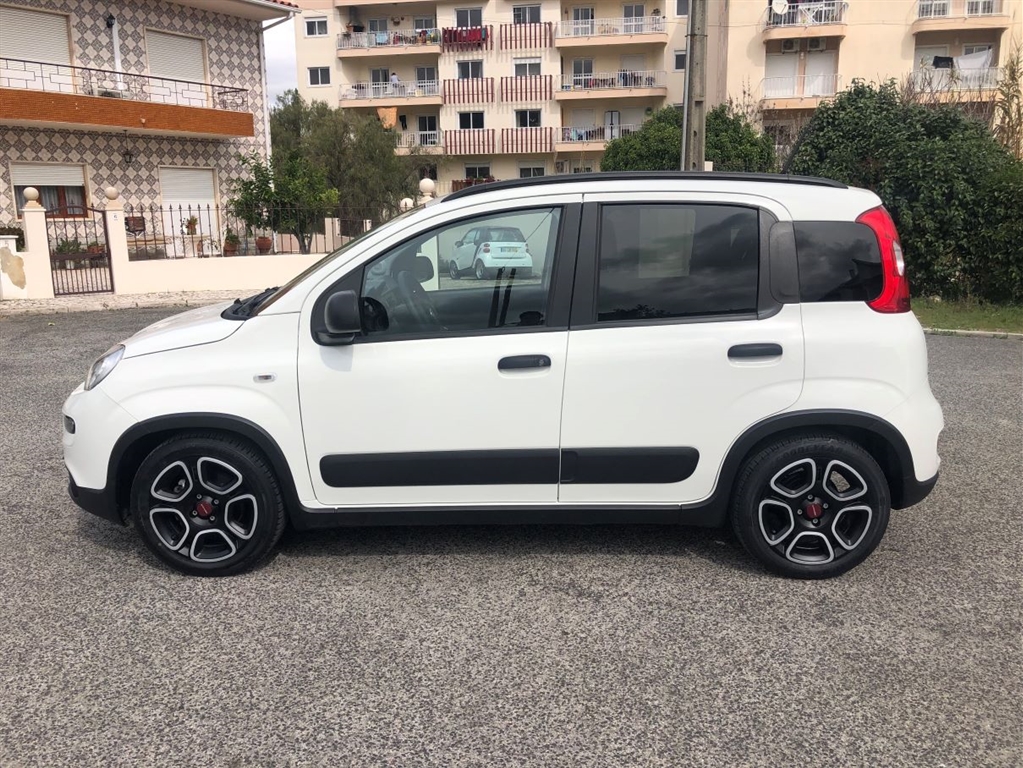 Fiat Panda 1.0 Hybrid City Life (70cv) (5p)