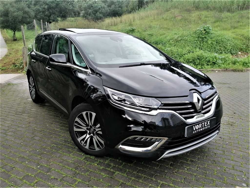 Renault (Model.Model?.Description)