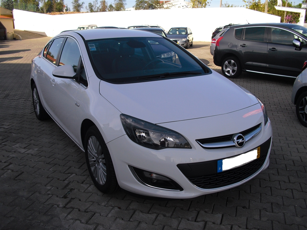Opel Astra 1.6 CDTi Cosmo Start/Stop J19 (110cv) (4p)