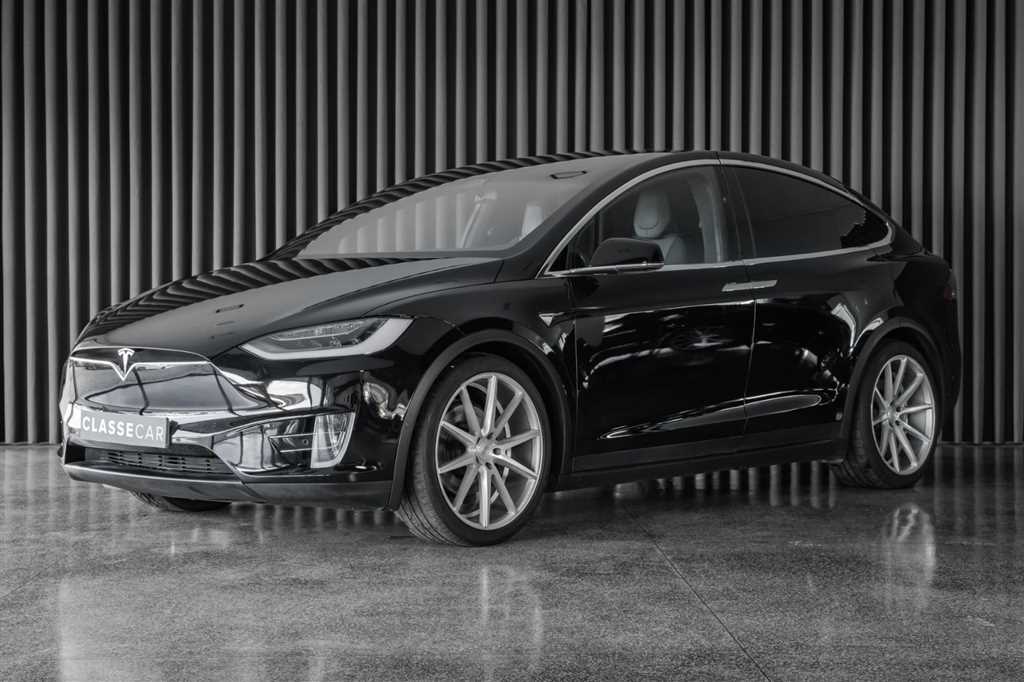 Tesla Model X 100D