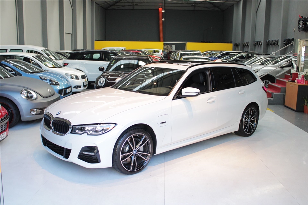 BMW Série 3  PACK M Touring PLUG-IN 