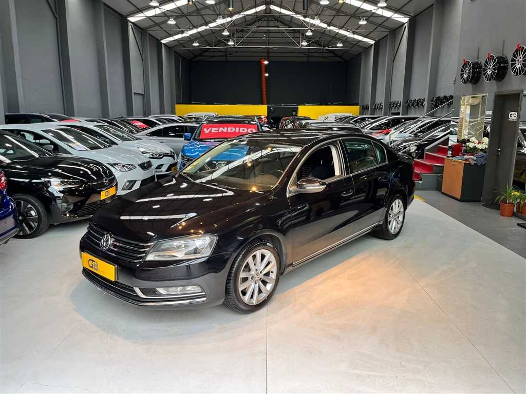 Volkswagen Passat 2.0 TDi Trendline (140cv) (4p)
