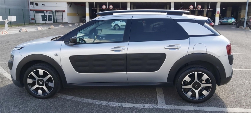 Citroen C4 Cactus 1.6 BlueHDi Feel J17