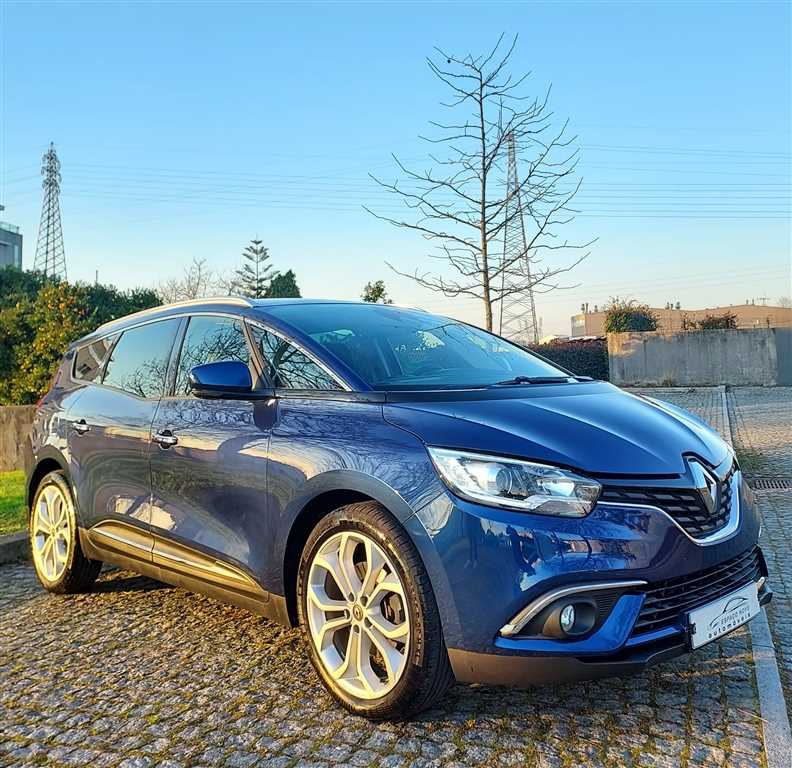 Renault Grand Scénic 1.5 dCi Luxe EDC SS (110cv) (5p)
