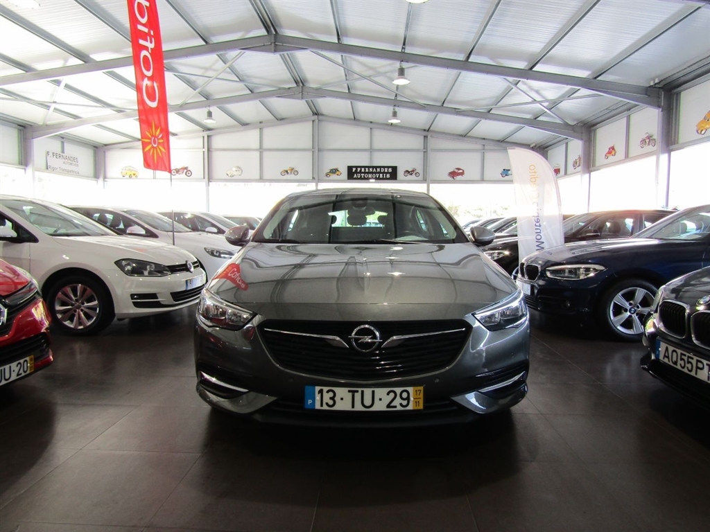 Opel Insignia 1.6 CDTi Executive S/S (136cv) (5p)