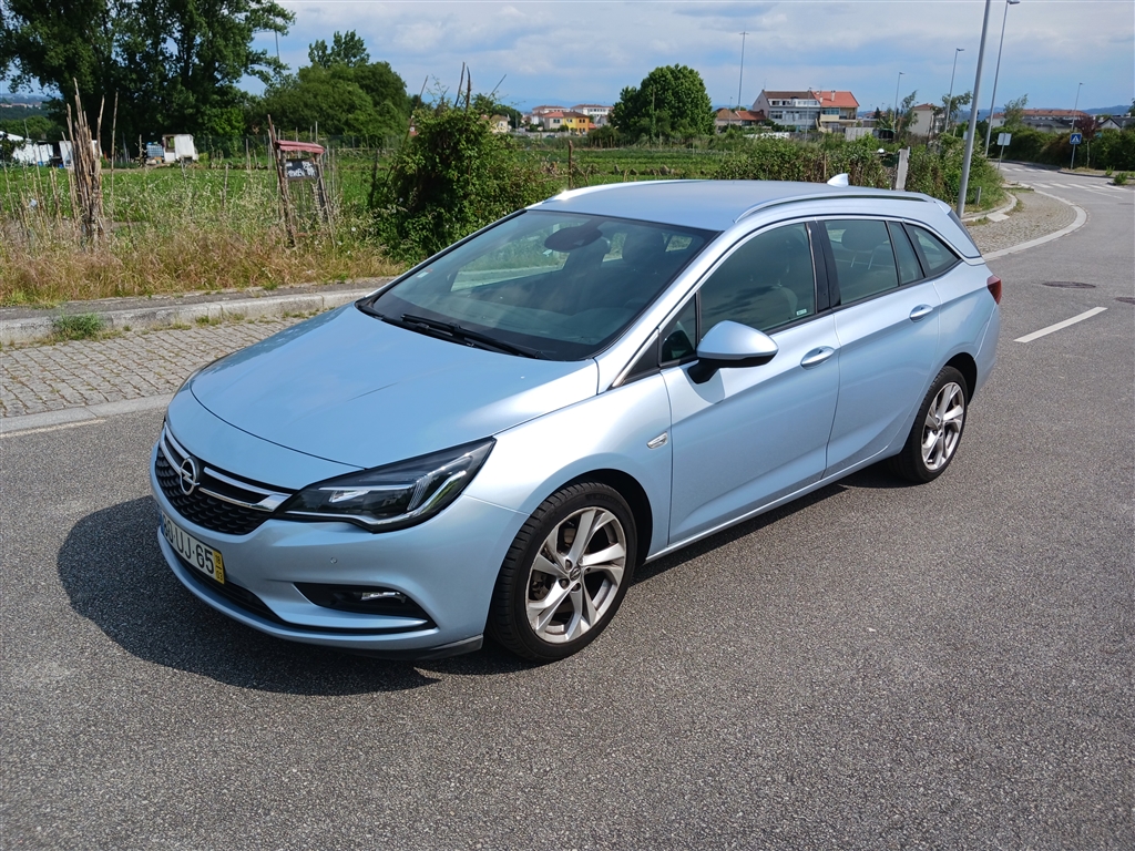 Opel Astra 1.6 CDTI Innovation S/S 5PB/5PC (136cv) (5p)