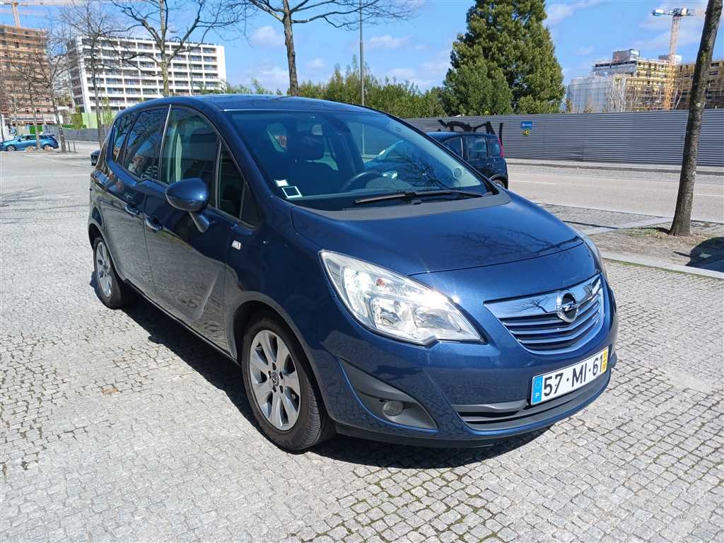 Opel Meriva 1.3 CDTi Cosmo (95cv) (5p)