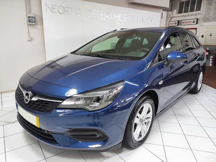 Opel Astra 1.2 GS LINE