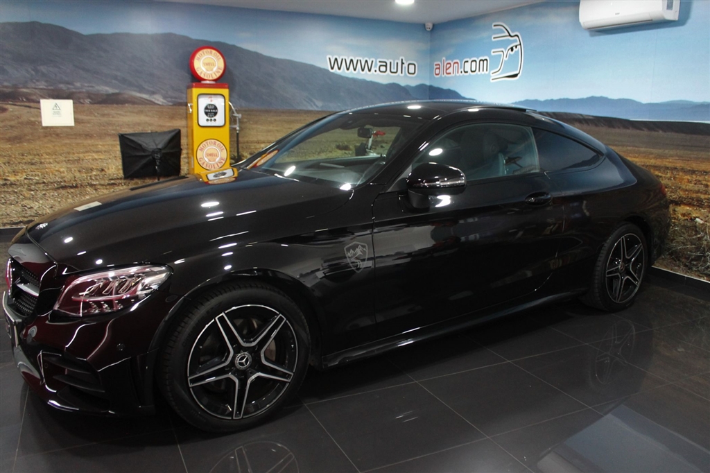 Mercedes-Benz Classe C 220 d AMG Line (194cv) (5p)