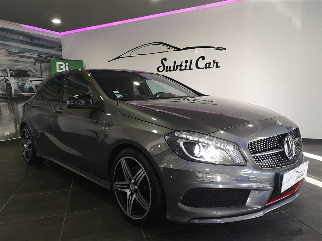 Mercedes-Benz Classe A 250 BlueEfficiency AMG Line Aut.140g (211cv) (5p)