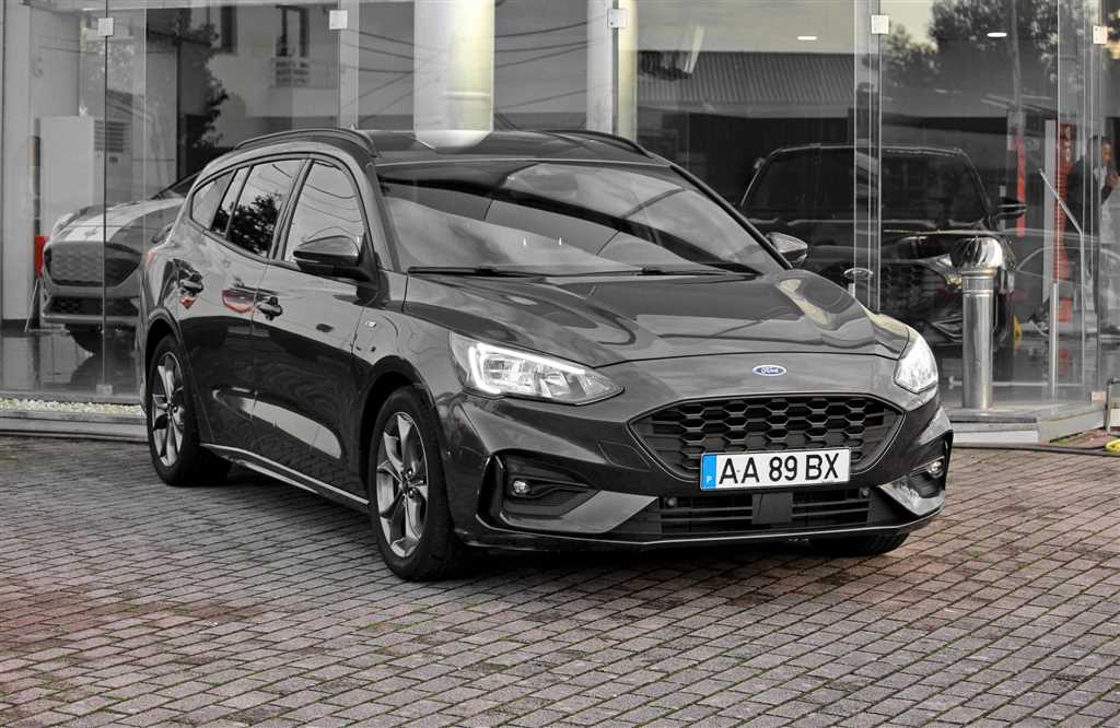 Ford Focus SW 1.5 TDCi EcoBlue ST-Line