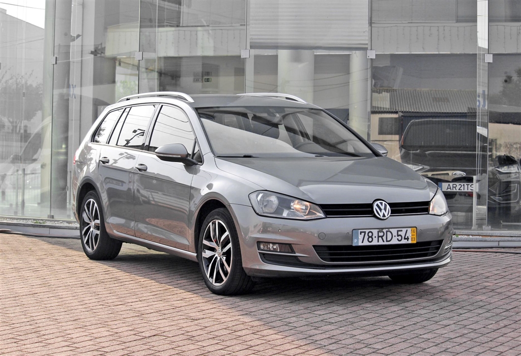 Volkswagen Golf V. 1.6 TDi GPS Edition