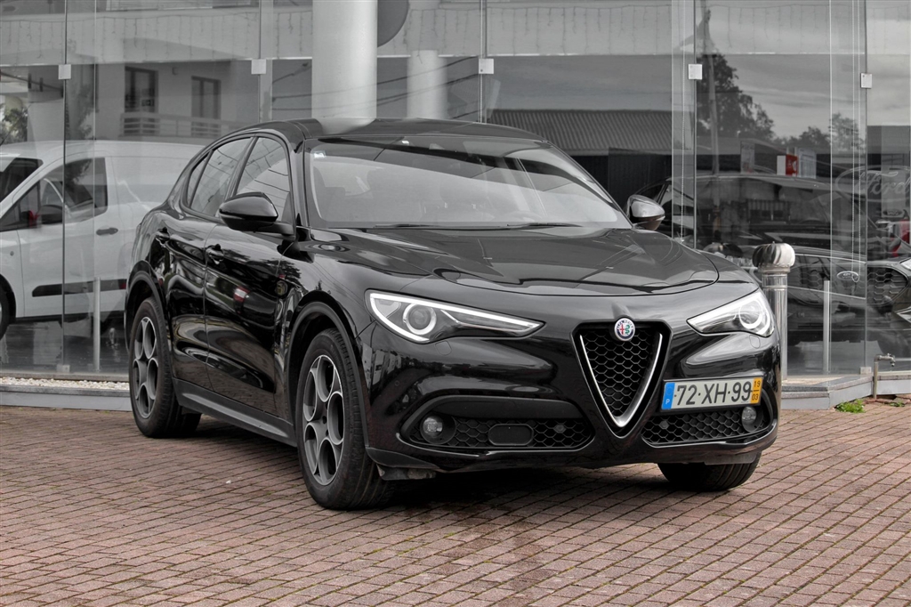 Alfa Romeo Stelvio 2.2 D Super AT8 (180cv) (5p)