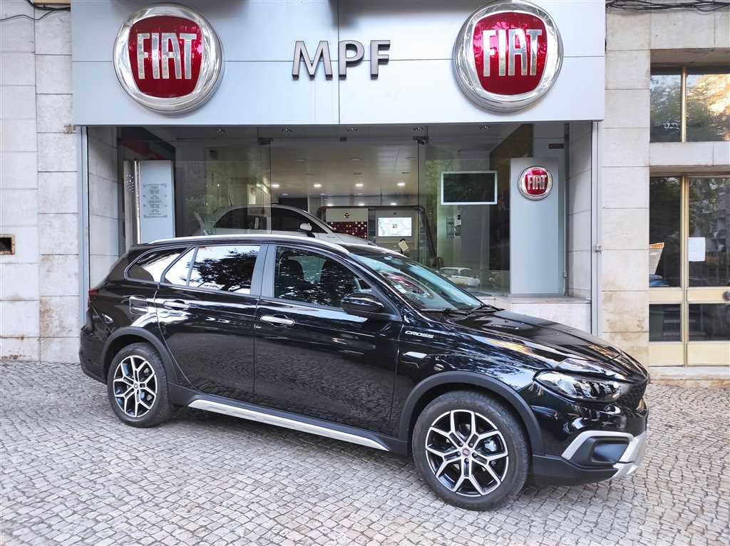 Fiat Tipo 1.5 GSE T4 CROSS DCT 130CV