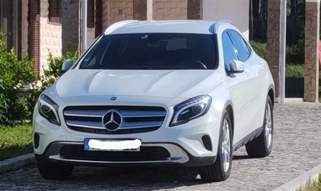 Mercedes-Benz Classe GLA 180 CDi Urban Auto (109cv) (5p)