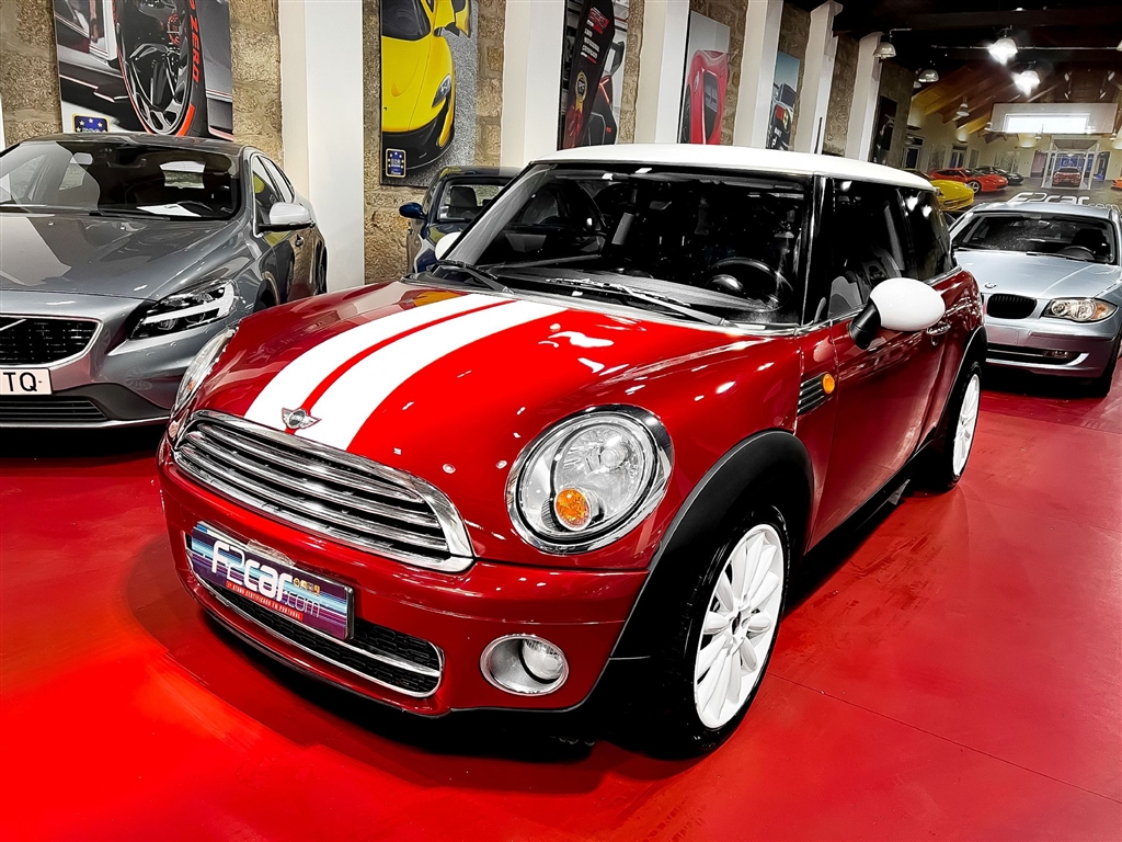 MINI Cooper D 1.6 C/Tetos